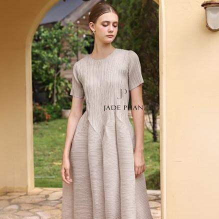 Váy Alice dập ly cao cấp JADEPHAN xếp ly lò xo thanh lịch — ảnh 8